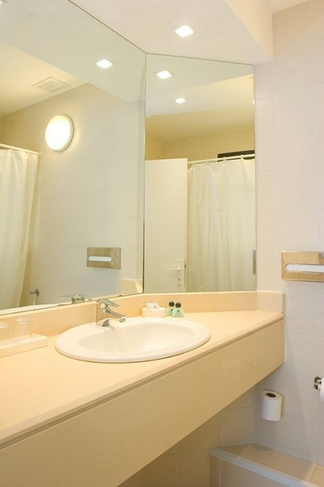 Best Western Regency Suites photo 1