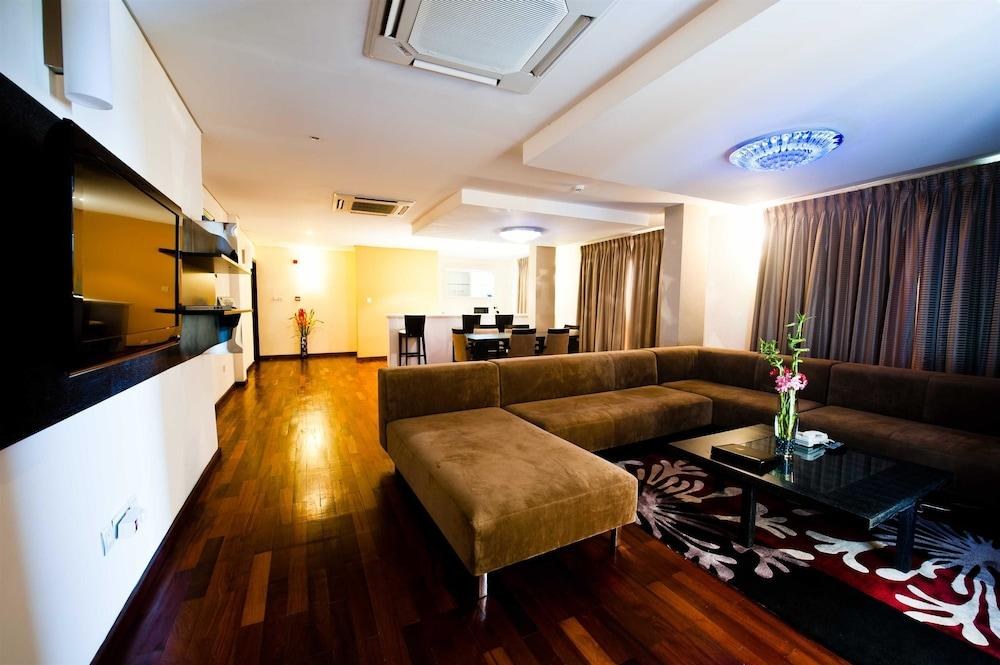 Best Western Premier Accra Airport Hotel photo 2