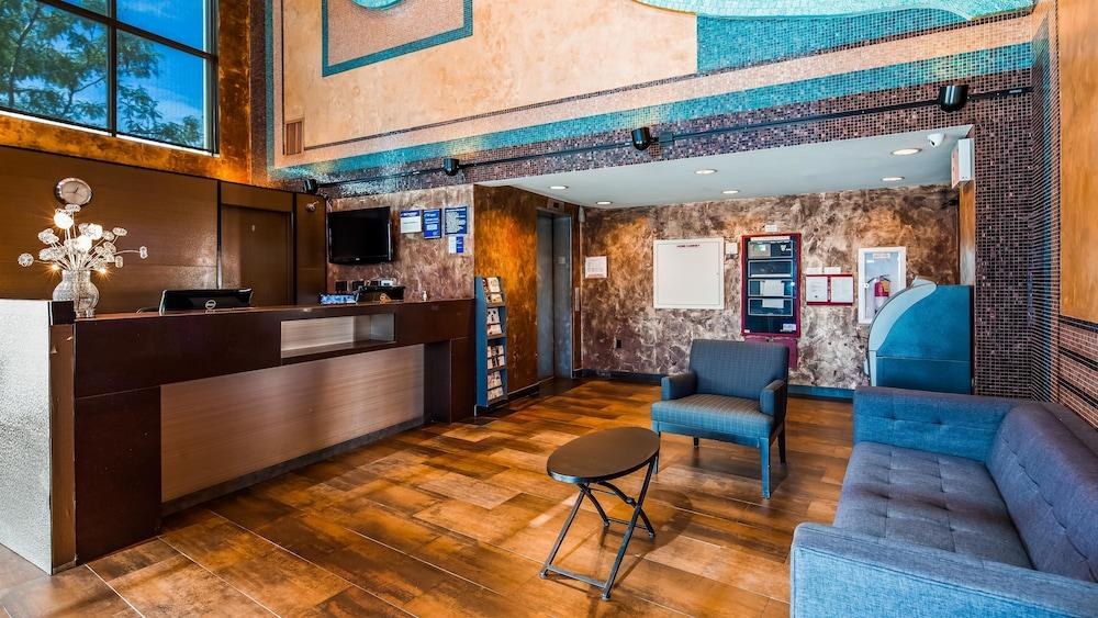 Best Western Plus Brooklyn Bay Hotel photo 2