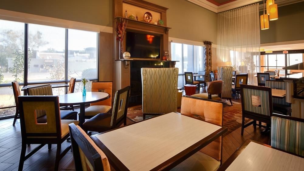 Best Western Executive Suites photo 1