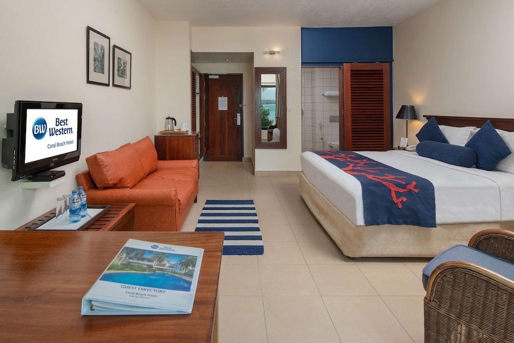 BEST WESTERN CORAL BEACH HOTEL photo 2