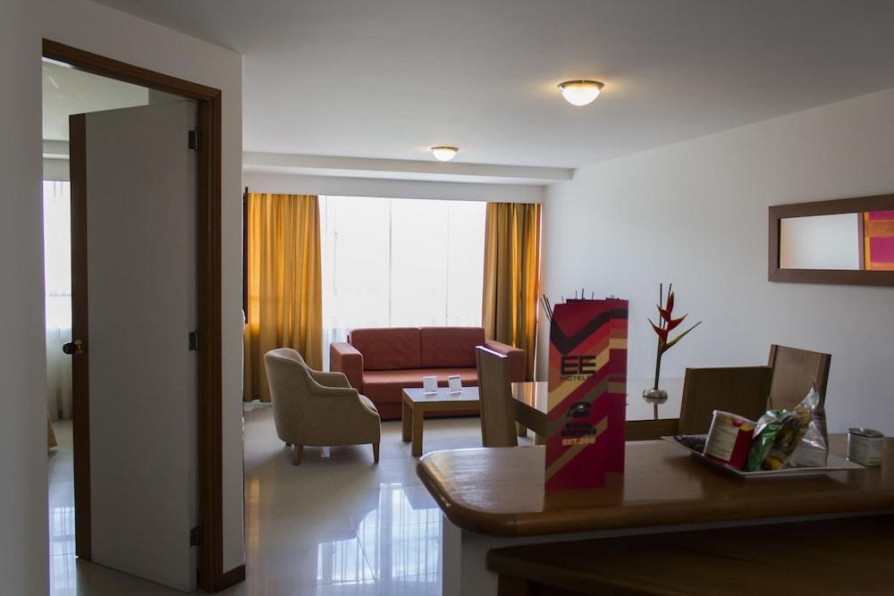 Portal del Rodeo Aparta Hotel photo 2