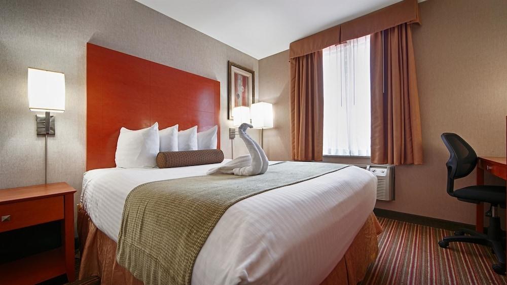 Best Western JFK Airport Hotel photo 3