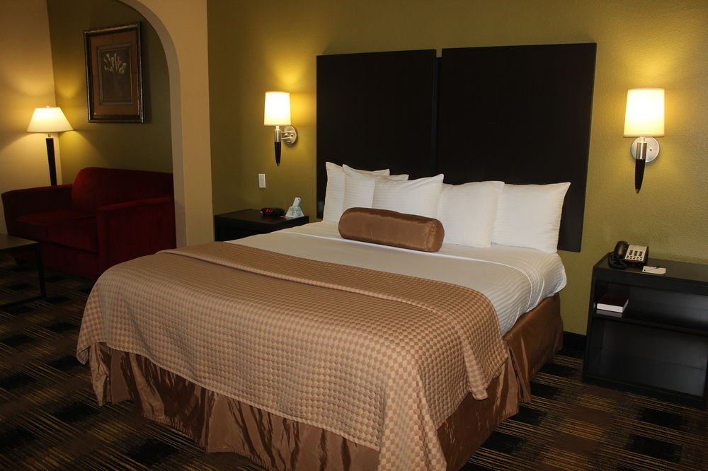 Best Western Plus Heritage Inn photo 1