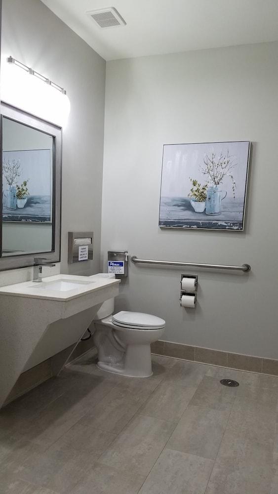 Best Western Plus Heritage Inn photo 4
