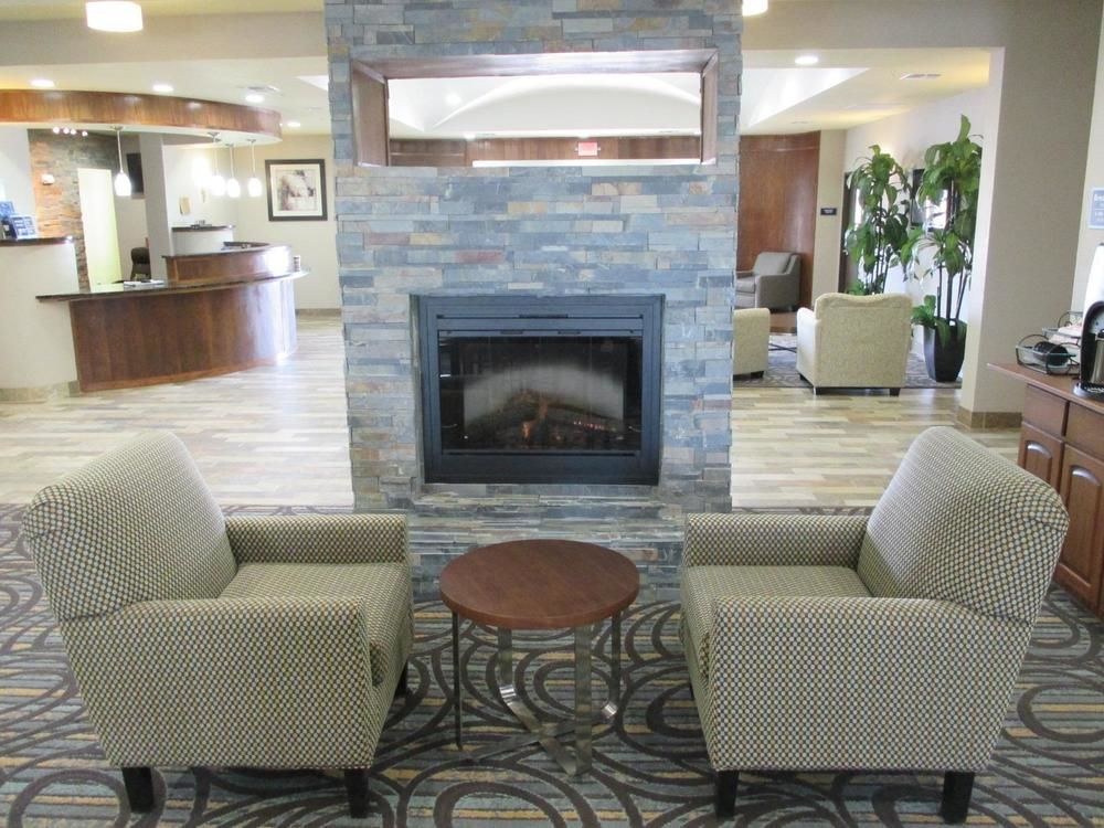 Best Western Plus Fort Worth Forest Hill Inn & Suites photo 1