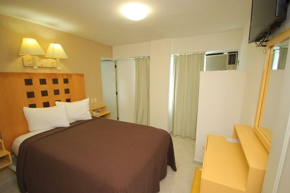 HOTEL POSADA DEL CARMEN photo 4