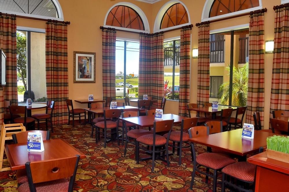 Best Western Orlando East Inn & Suites photo 1