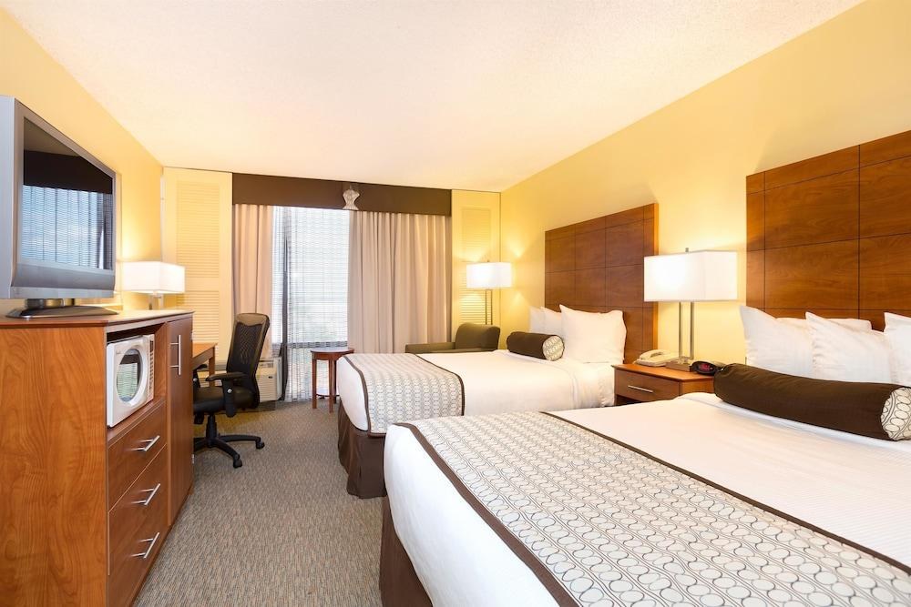 Best Western Orlando Gateway Hotel photo 2