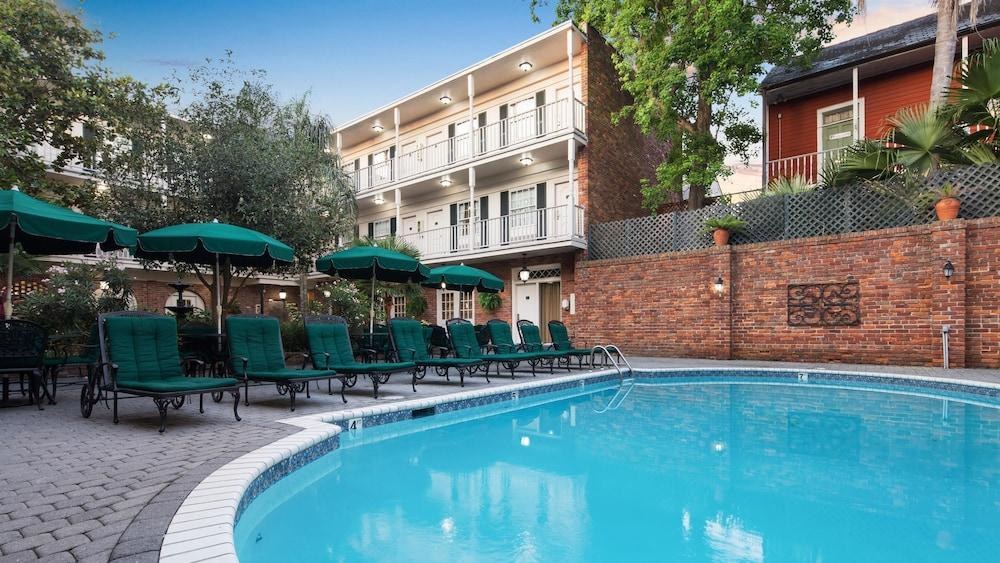 Best Western Plus French Quarter Courtyard Hotel photo 2