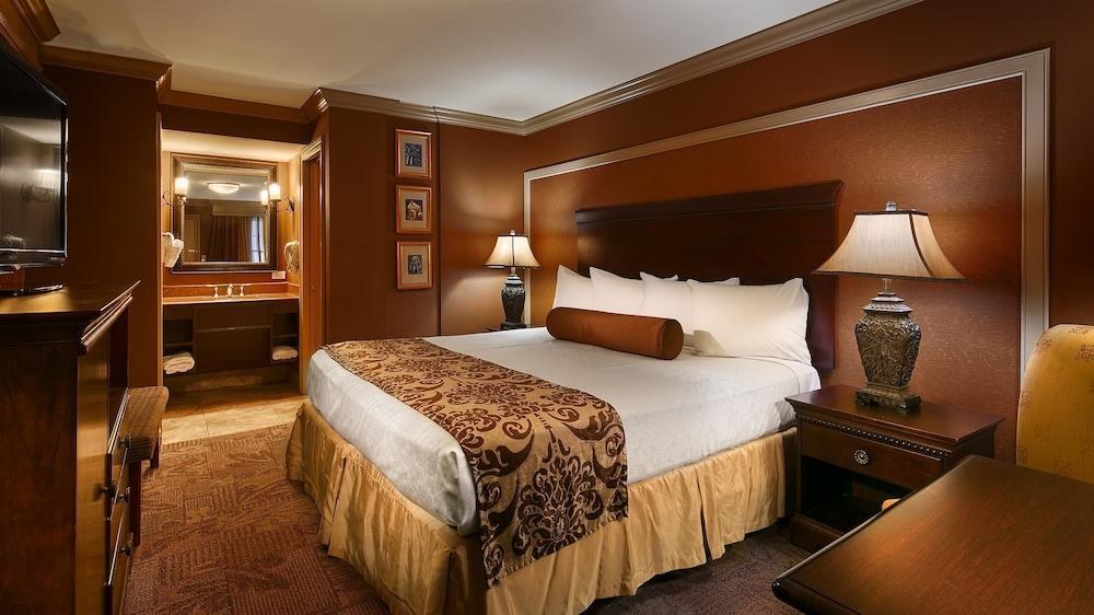 Best Western Plus French Quarter Courtyard Hotel photo 4