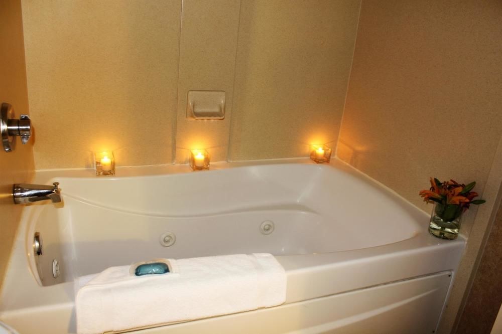 Best Western Plus St. Christopher Hotel