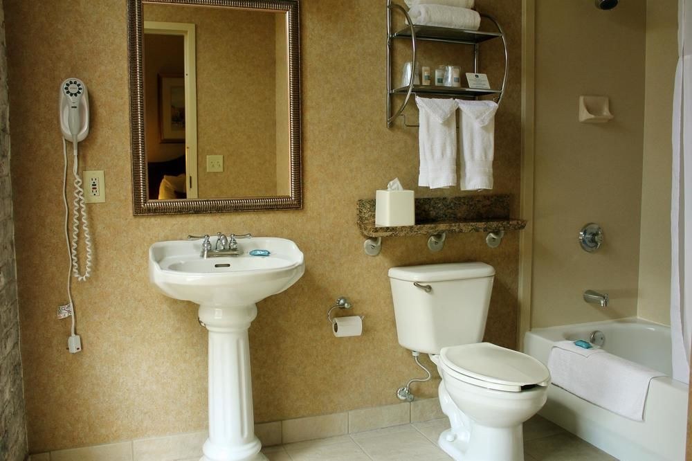 Best Western Plus St. Christopher Hotel photo 1