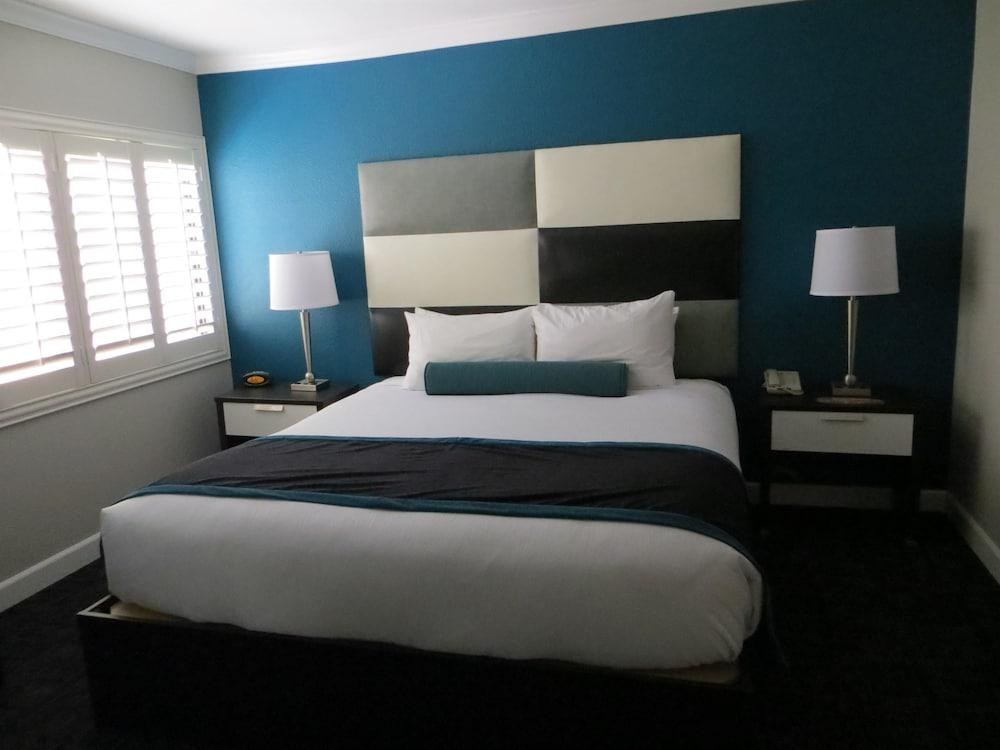 Best Western Plus Casino Royale¿Center Strip photo 4
