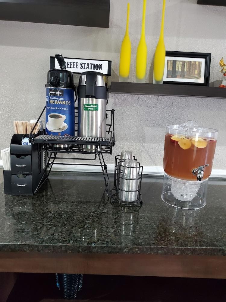 Best Western Airport Inn & Suites photo 3