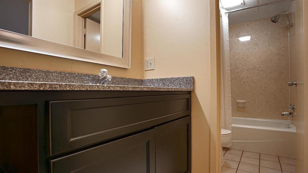 Best Western Plaza Inn photo 2