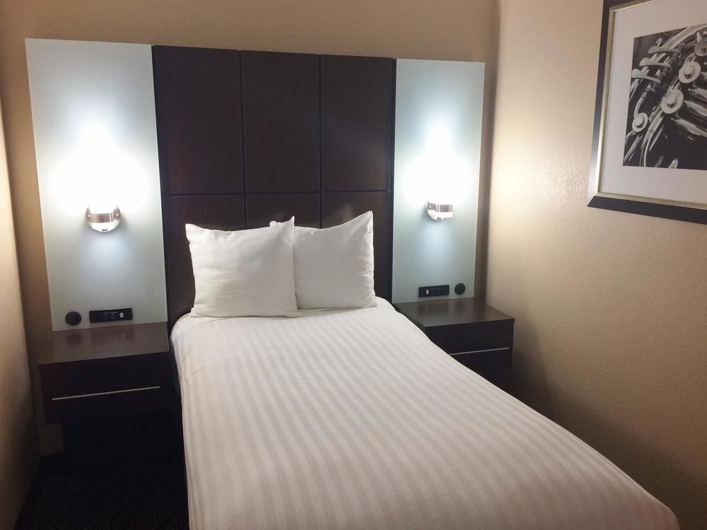 Best Western Plus Galleria Inn & Suites