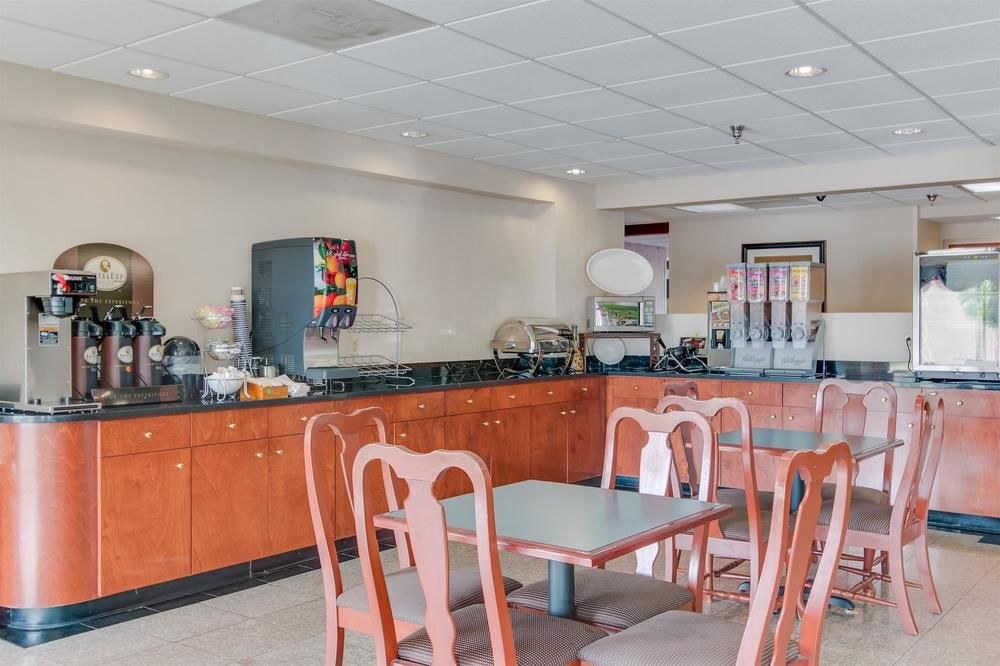 Best Western Plus Belle Meade Inn & Suites