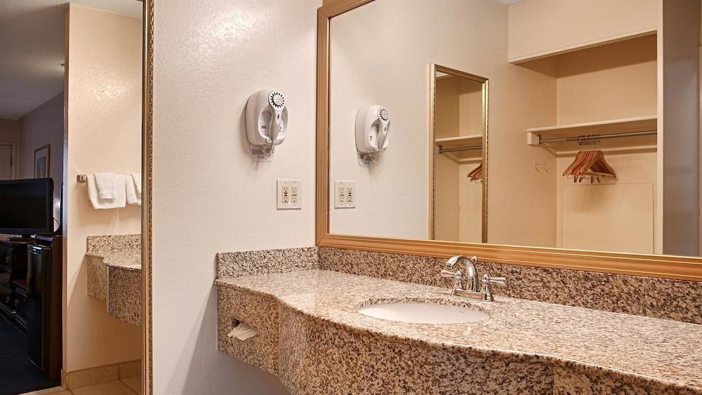 Best Western Sandman Hotel photo 3