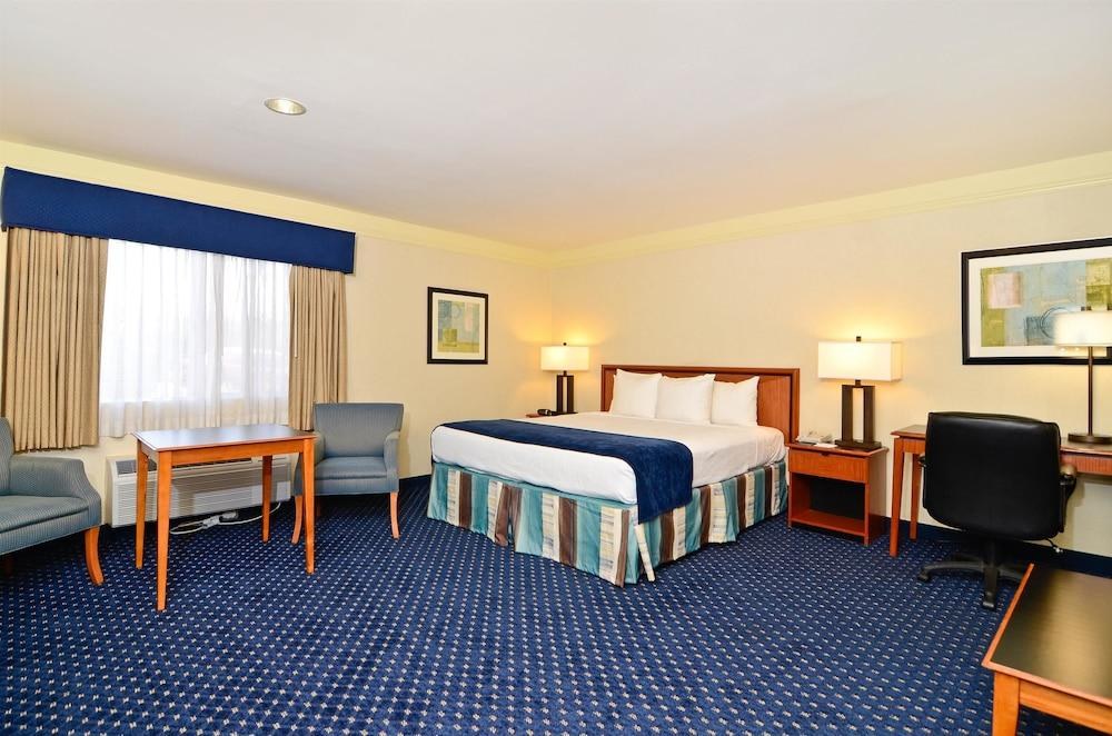 BEST WESTERN MISSION BAY photo 3