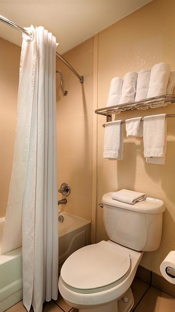 Best Western Garden Inn photo 1