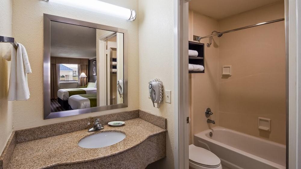 Best Western Garden Inn photo 3