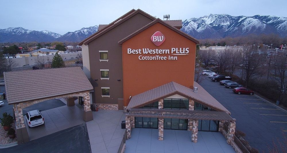 Best Western Plus Cotton Tree Inn photo 1