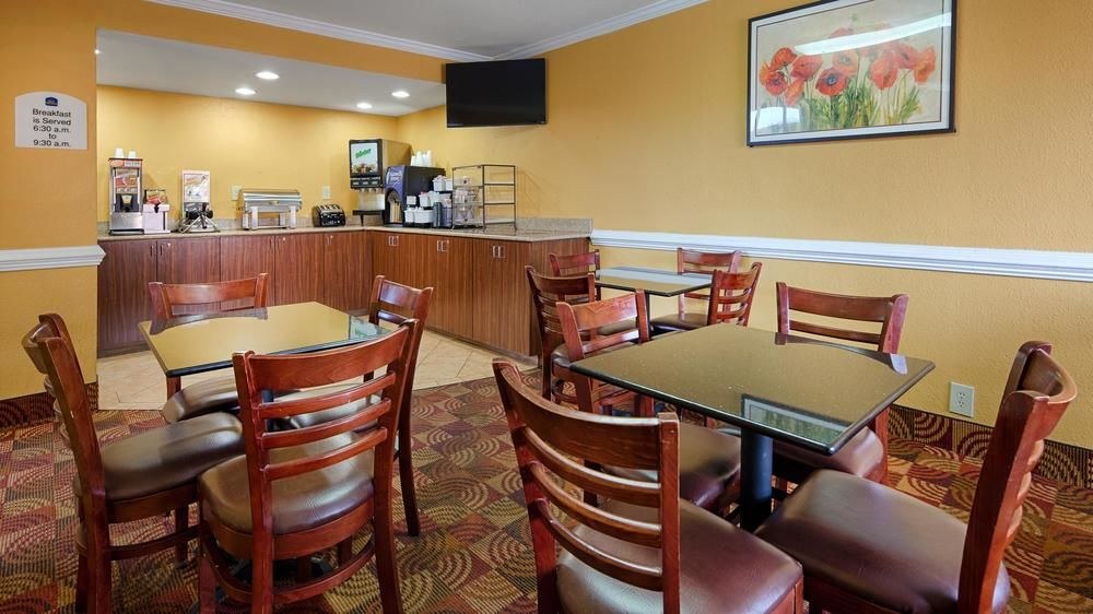 Best Western Center Inn photo 1