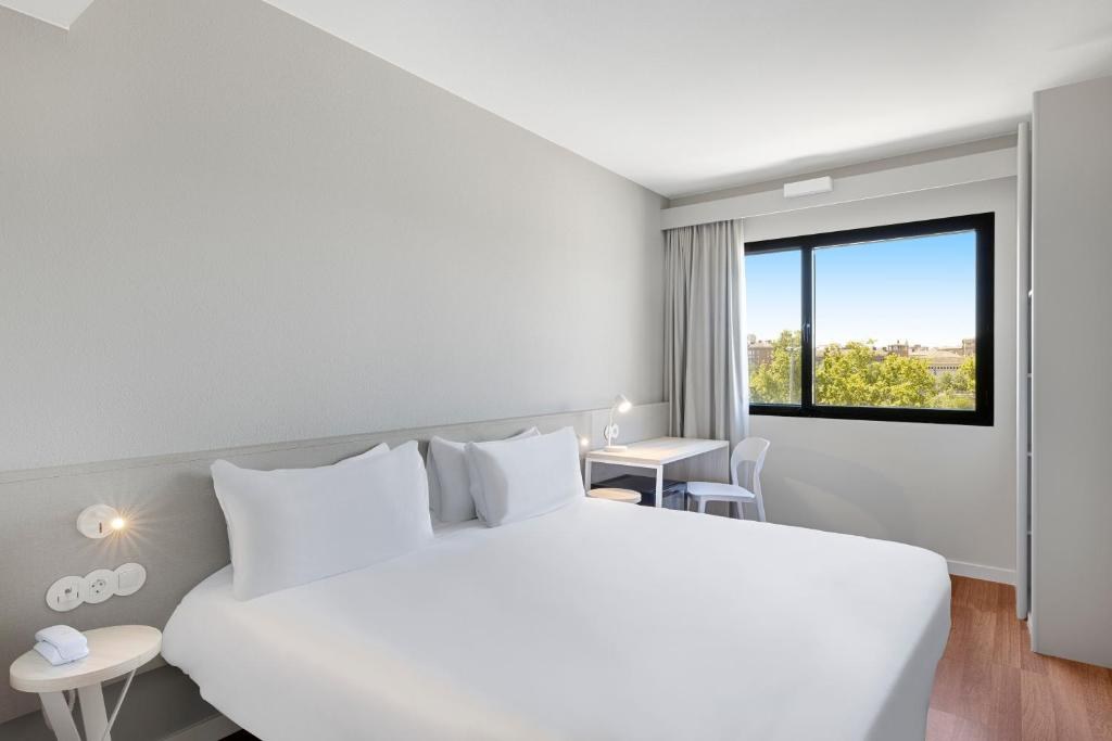 B&B Hotel Zaragoza Centro photo 2