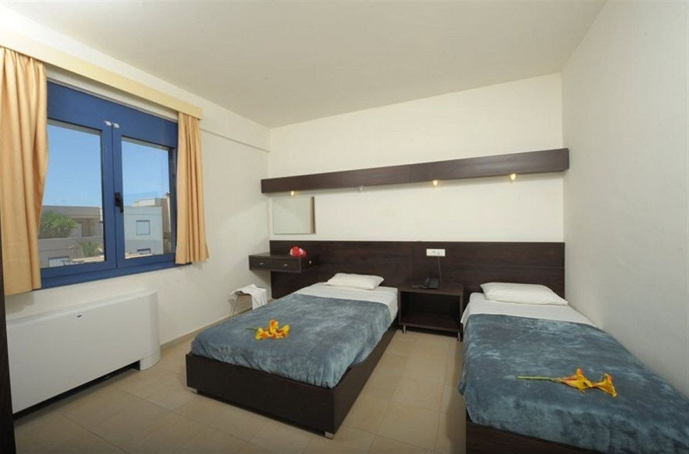 Meropi Hotel and Apartments