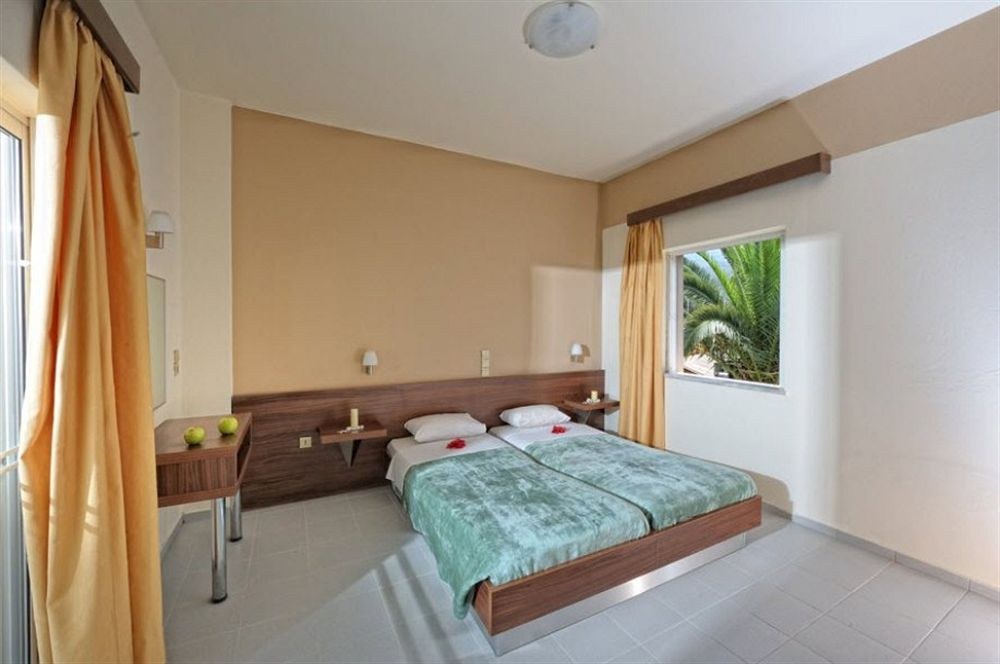 Meropi Hotel and Apartments photo 1