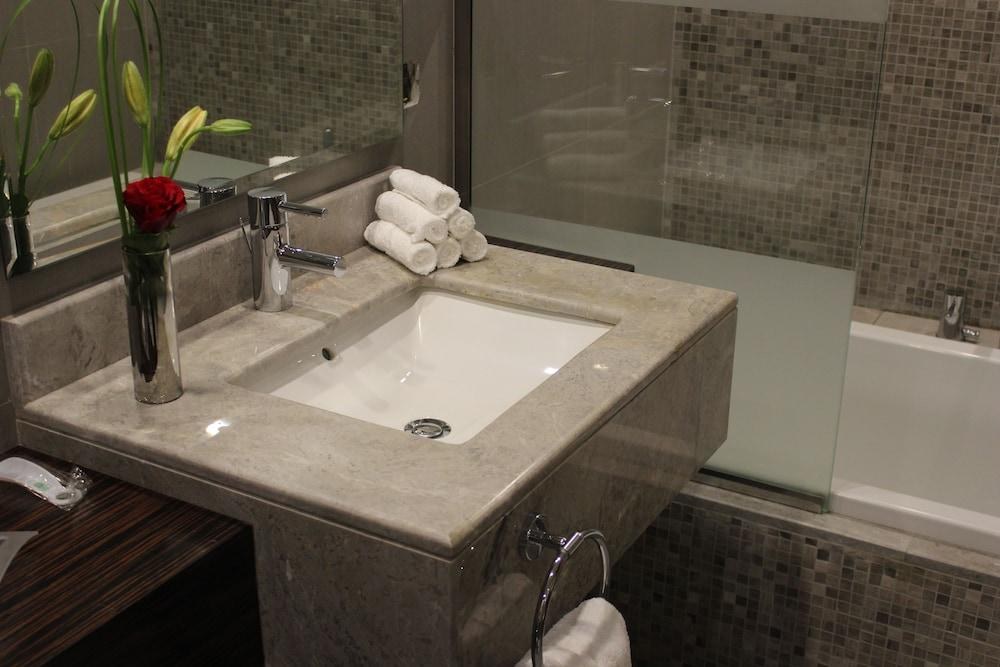 HOLIDAY INN JEDDAH GATEWAY photo 2