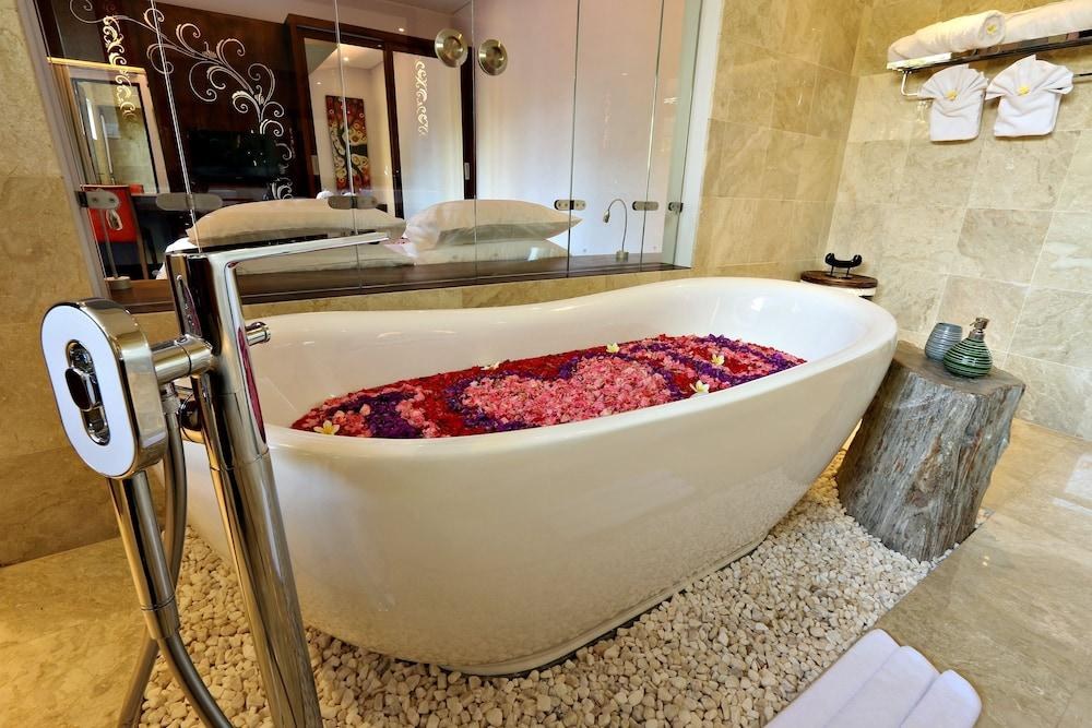THE KASIH VILLAS AND SPA photo 2