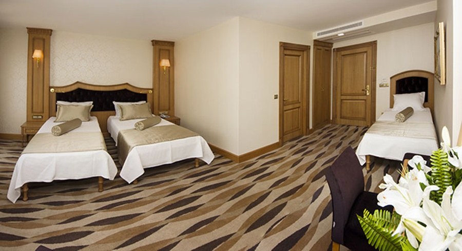 APRILIS HOTEL photo 2
