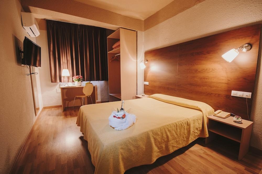 Hotel Embajador photo 4