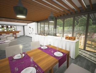 PLUS HOTEL BOSTANCI ATASEHIR photo 1