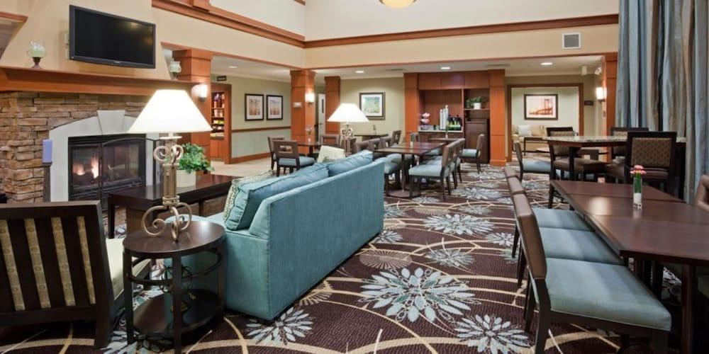 STAYBRIDGE SUITES MPLS-MAPLE GROVE/ARBOR LAKES photo 4