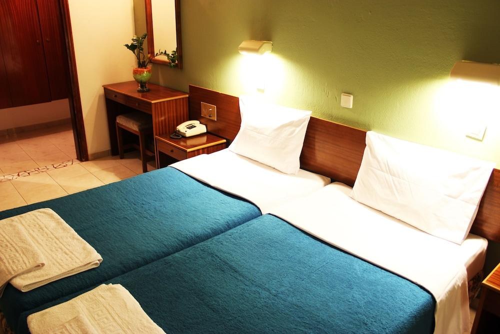 ACHOUSA HOTEL photo 3