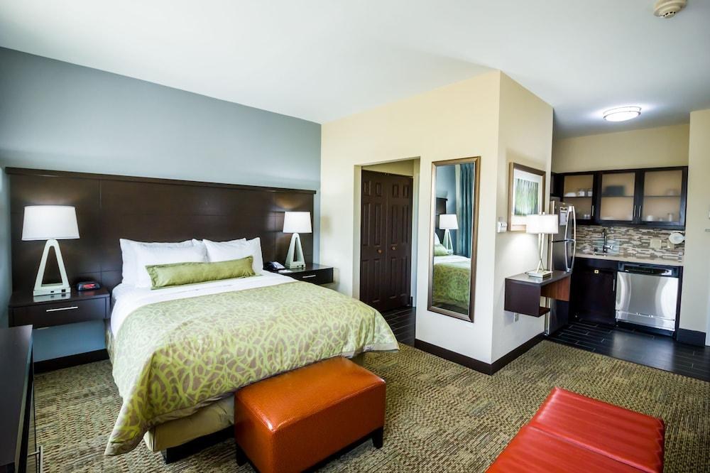 STAYBRIDGE SUITES PLANO - LEGACY WEST AREA photo 4