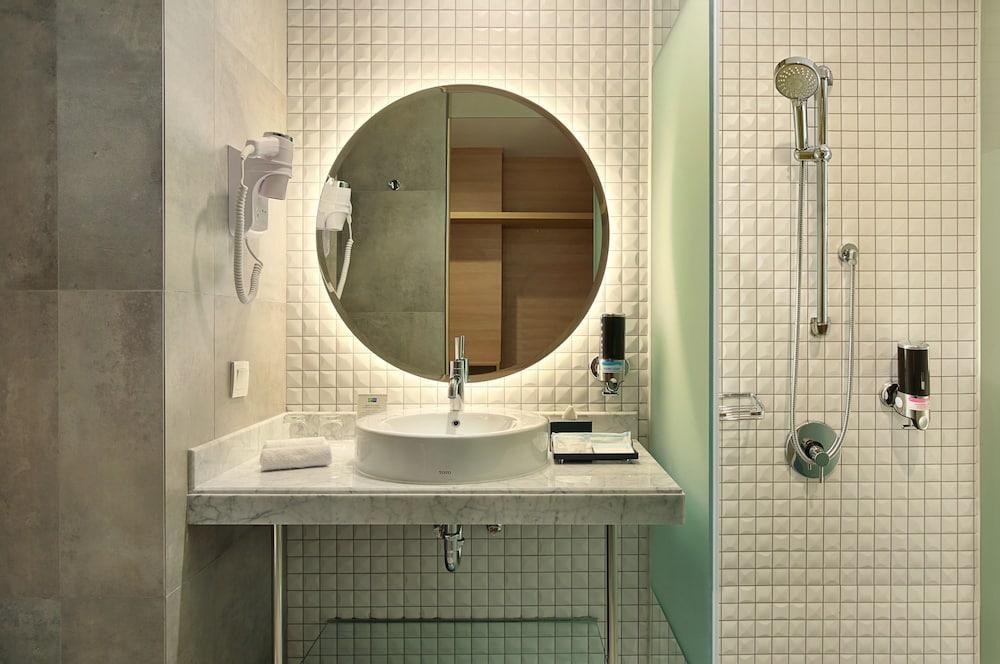 HOLIDAY INN EXPRESS JAKARTA WAHID HASYIM photo 3