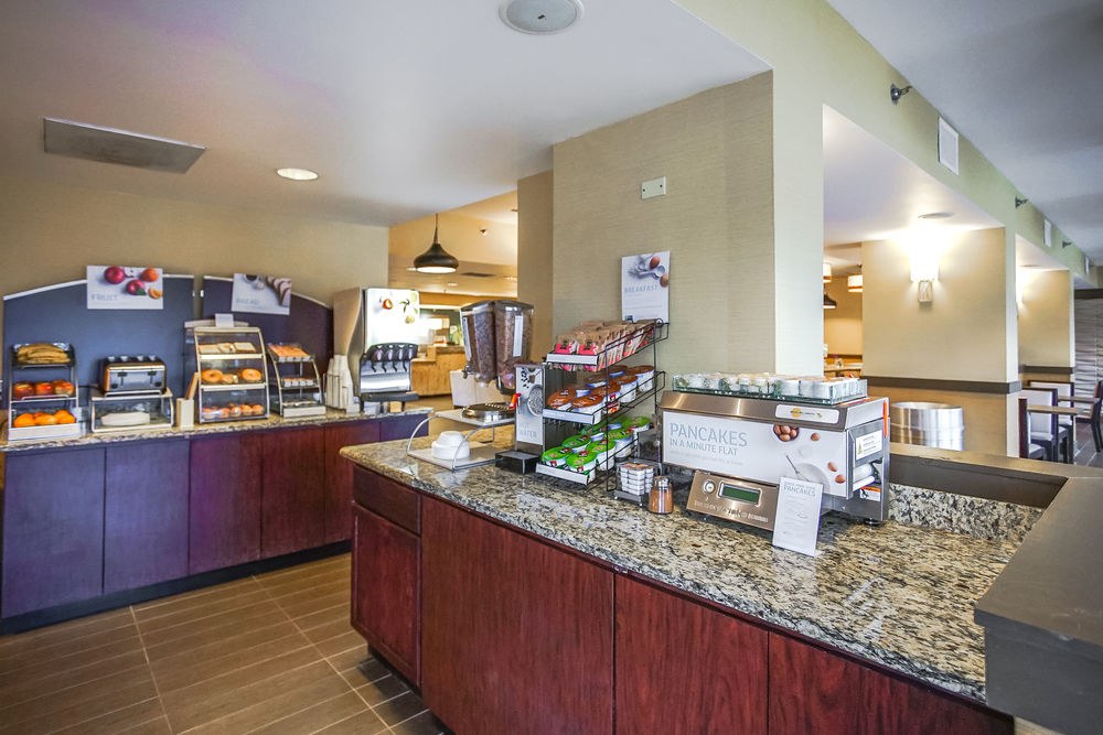 Sleep Inn & Suites Memphis photo 4