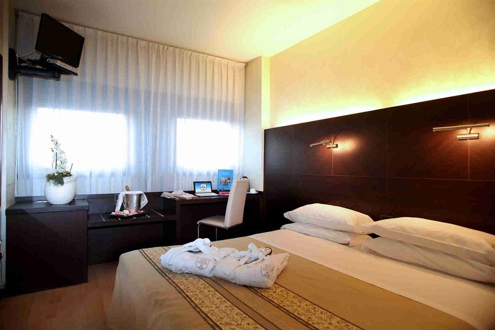 HOTEL SACCARDI photo 1