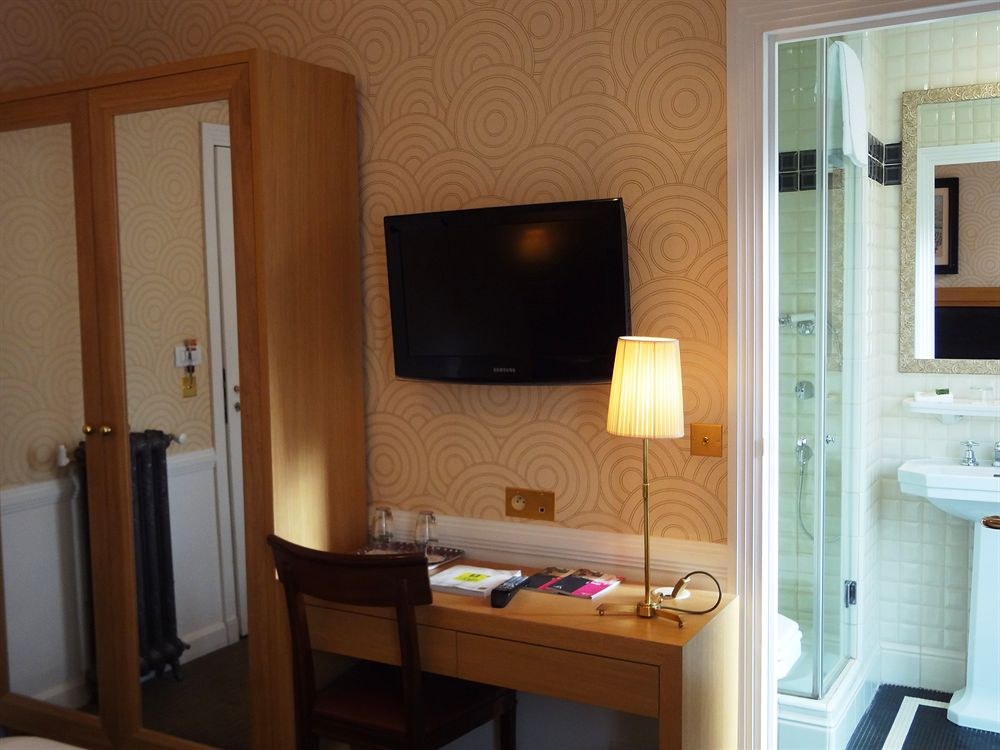 Hotel Le Cercle Tour Eiffel photo 1