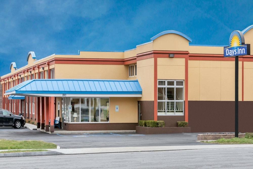 Days Inn by Wyndham Albany SUNY photo 4