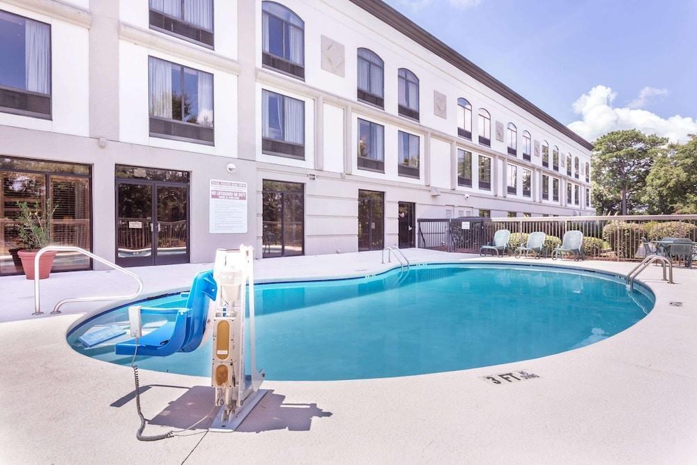 La Quinta Inn & Suites by Wyndham-Albany GA photo 4