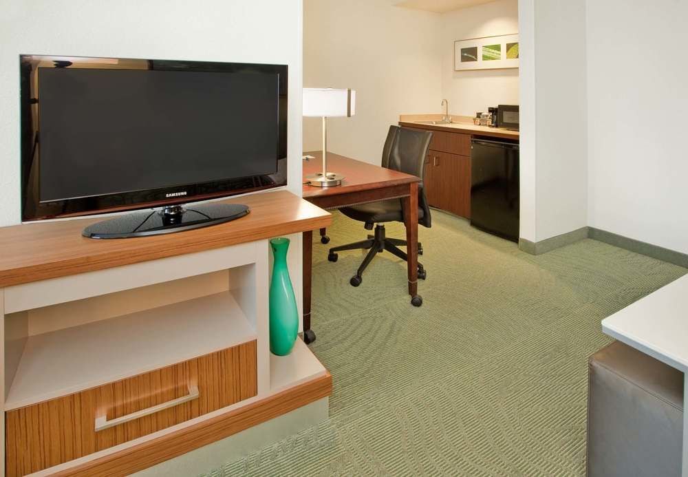 SPRINGHILL SUITES AUSTIN NORTH/PARMER LANE photo 2