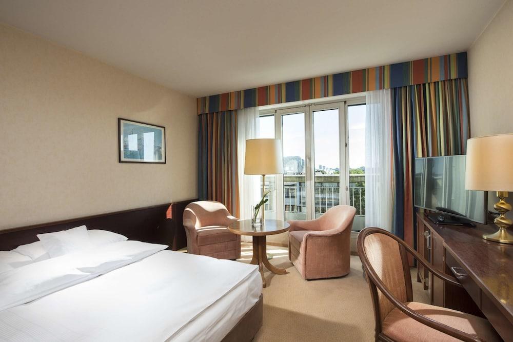 MARITIM HOTEL KOLN photo 4