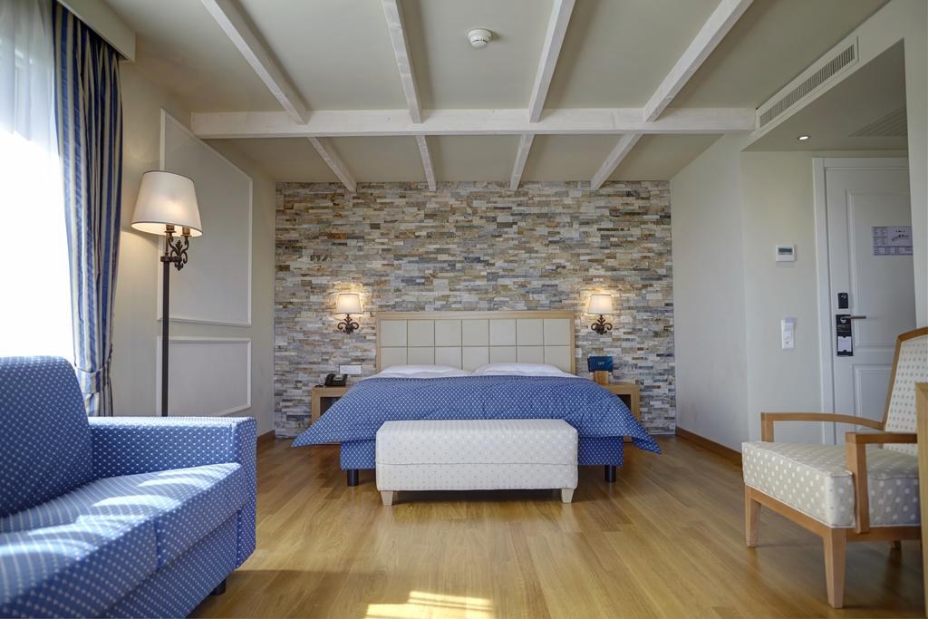 KURHAUS CADEMARIO HOTEL & SPA photo 2