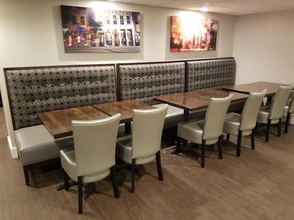 Best Western Plus Austin Central photo 3