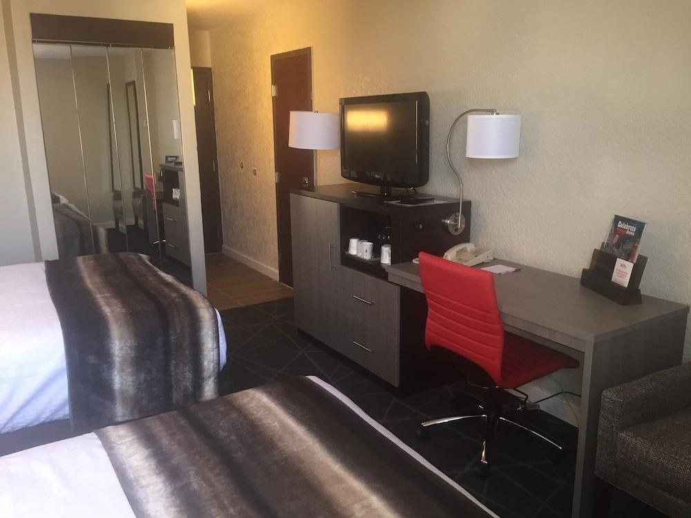 Best Western Plus Austin Central photo 4
